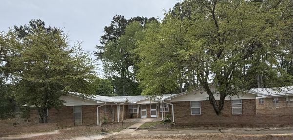 Pine Manor at Harper Ave