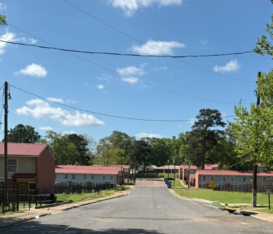 Carver Courts 16-2