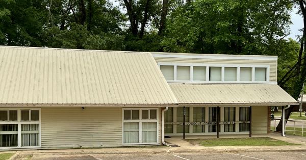 Fort Lookout Manor 16-8 at 800 Monroe Street
